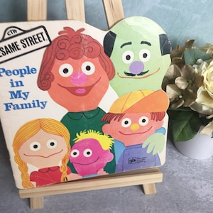 Vintage 1978 People in My Family golden shape book Sesame Street Jeffrey moss Muppets
