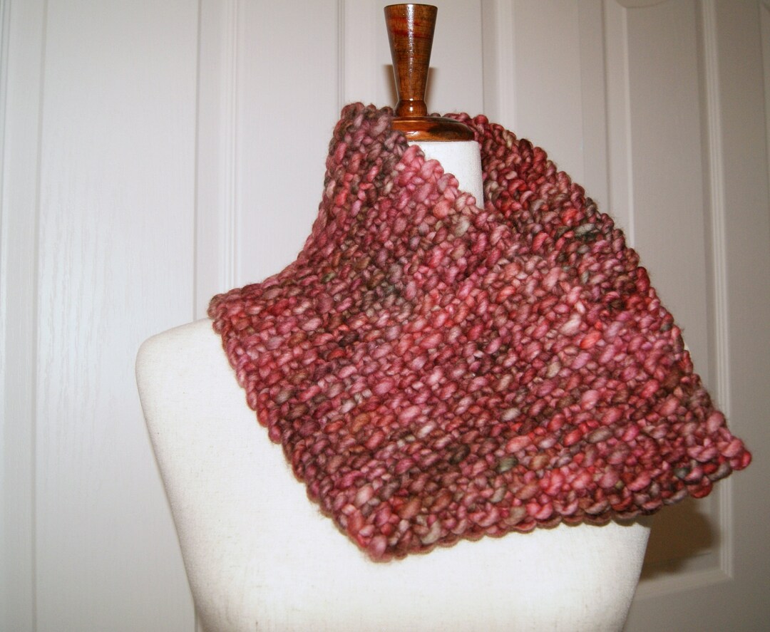 Hand Knit Merino Wool Cowl: Chunky Cranberry Neck Warmer - Etsy