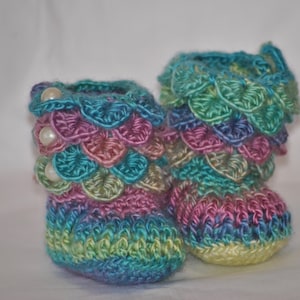 Crochet Baby Booties - Pastel Rainbow Booties Little Girl 6-12 Months - Crocodile Stitch Booties - OOAK