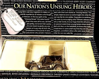 Corgi Unsung Heroes US50105 1:43 Vietnam Series II M151 Mutt Utility