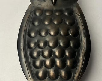 Antique 9.5" Metal Owl Electric Wall Lamp Light