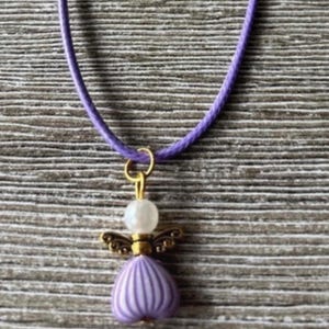 Paarse ketting engeltje