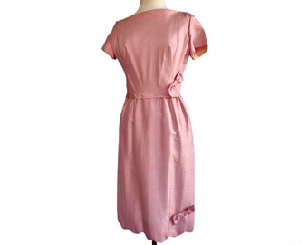 Vintage 60s Priscilla of Boston pink sheath Dupioni silk dress with bows