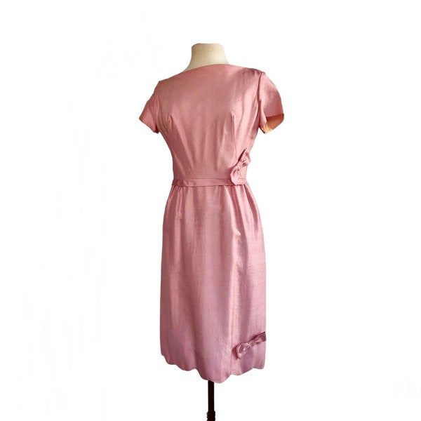 Vintage 60s Priscilla of Boston pink sheath Dupioni silk dress with bows