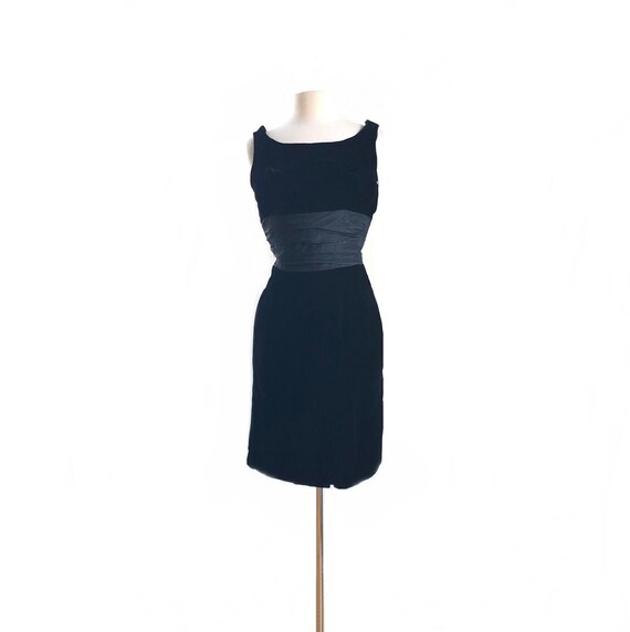 vintage 50s dress Johnnye Junior party holiday 50s velvet rhinestone sheath dress Twinkle Twinkle dress black velvet 1950s dress