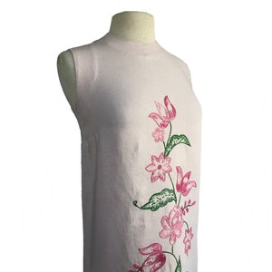 Vintage 60s pastel pink shift dress with pink & green floral embroidery Twiggy mod dress image 4