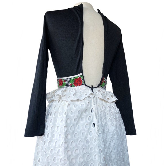 Vintage black & white eyelet maxi dress| rose emb… - image 9
