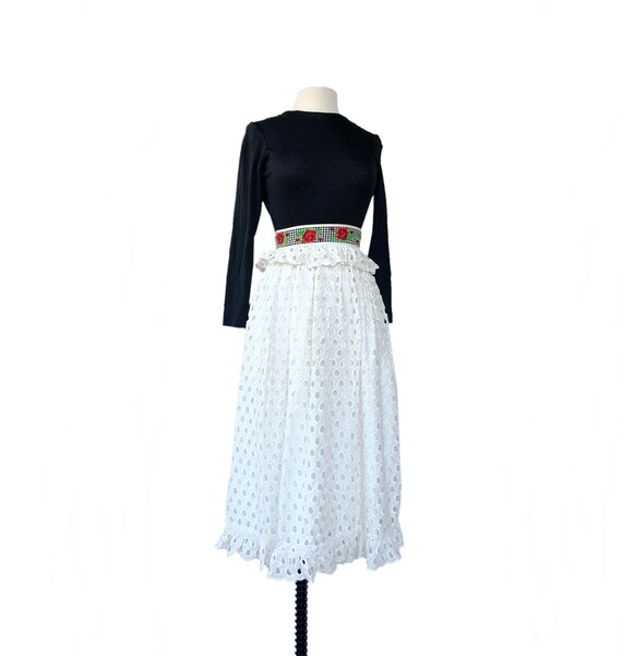 Vintage black & white eyelet maxi dress| rose emb… - image 5
