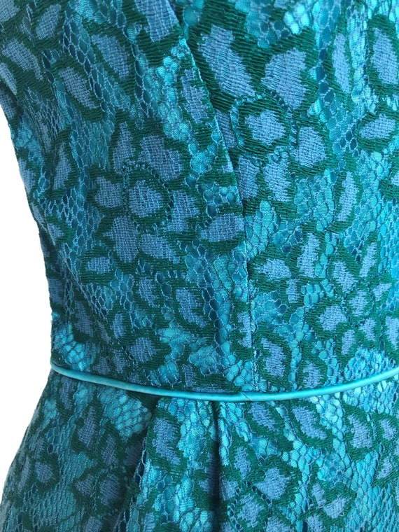 Vintage 60s green & blue floral lace sheath dress… - image 5