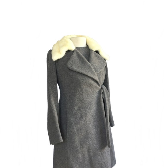 Vintage 60s wool dress & coat set with white mink… - image 6