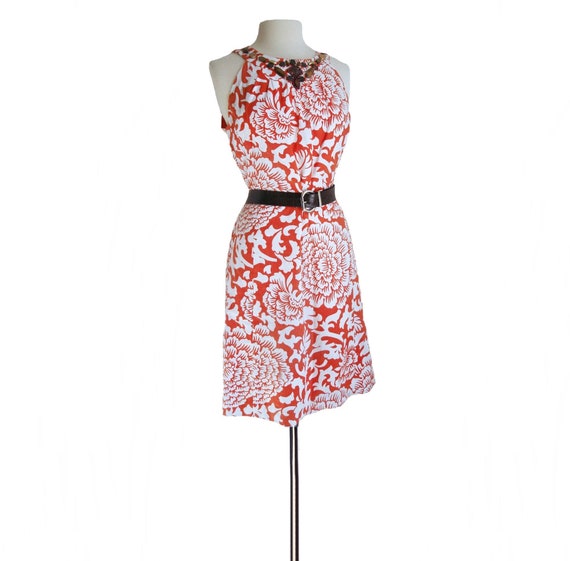 Vintage 90s Floral Dress/ Rusty Orange on White/ Embellished Wood Bead Neckline/ Faux Necklace Halter Dress/ Jessica Howard - Etsy Vintage 90s Floral Dress/ Rusty Orange on White/ Embellished Wood Bead Neckline/ Faux Necklace Halter Dress/ Jessica Howard - Etsy
