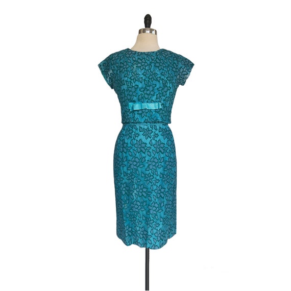 Vintage 60s green & blue floral lace sheath dress… - image 6