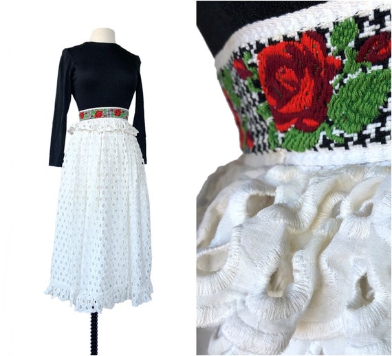 Vintage black & white eyelet maxi dress| rose emb… - image 1