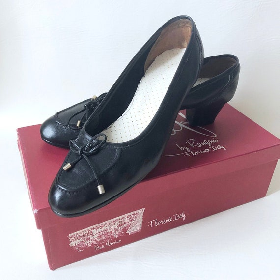 80s vintage leather shoes （MADE IN ITLY） Vintage 80s Amalfi Black Leather Shoes/ Black Calcio Calf