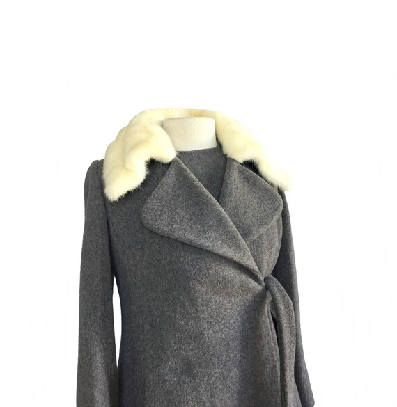 Vintage 60s wool dress & coat set with white mink… - image 2