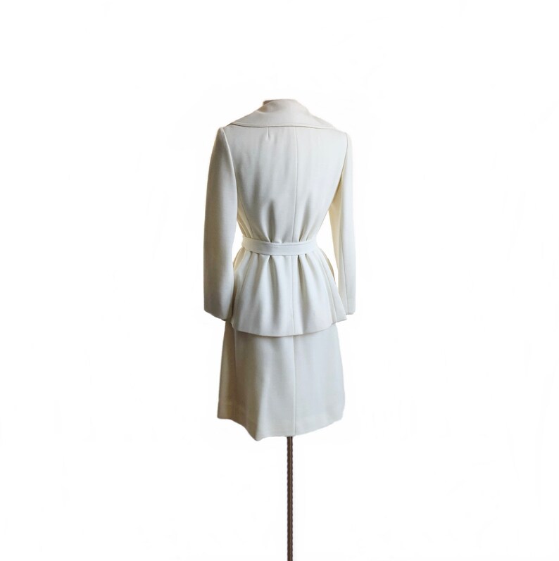 Vintage 70s white dress suit shift dress notched lapel jacket wool blend four pockets