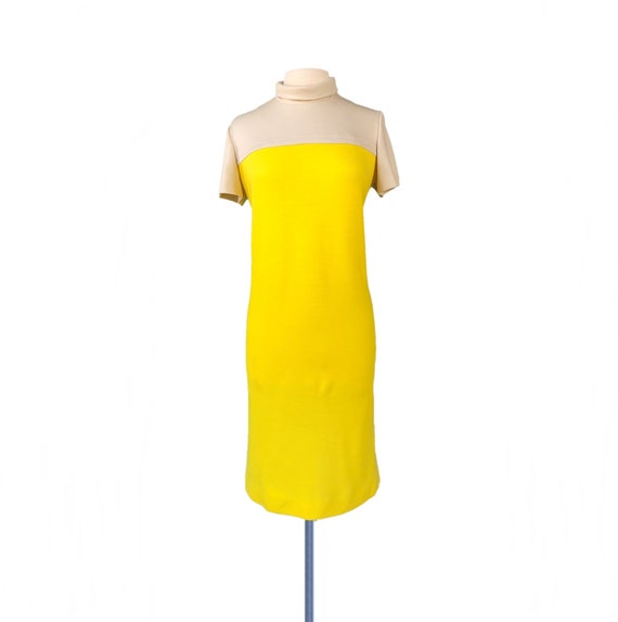 Vintage 1970s canary yellow and beige shift dress… - image 2