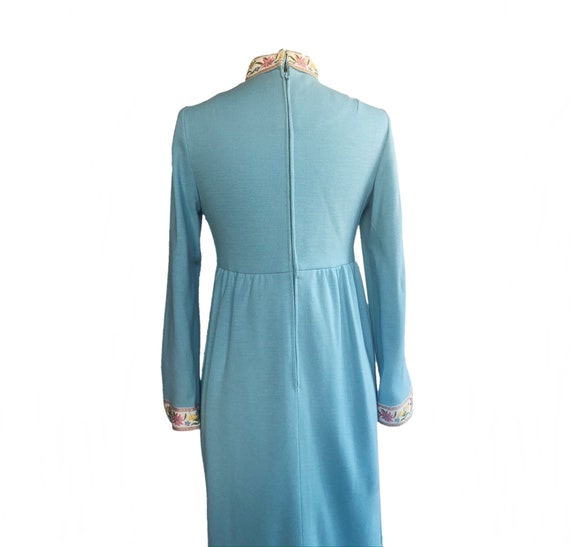 Vintage 1960s powder blue dress| floral embroider… - image 9