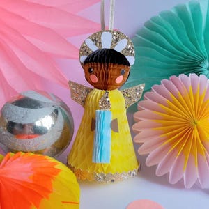 Vintage-style angel ornament/ Retro angel ornament/ honeycomb ornament