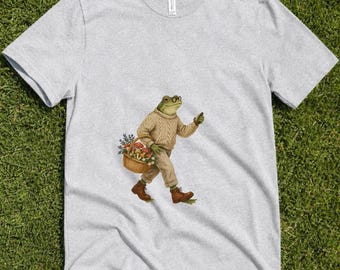 Cottagecore Frog Mushroom T-Shirt, Whimsical Academia Frog Tee, Vintage Style Forager Shirt, Cozy Toad Lovers Gift