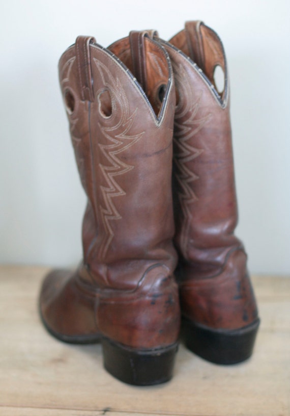 vintage men's brown leather cowboy boots by acme - image 4