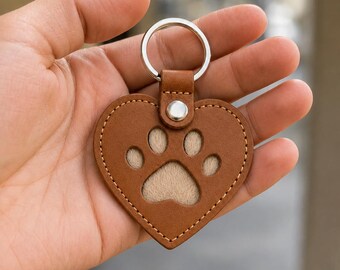 Schlüsselanhänger mit Tierhaar-Gedenkmotiv, personalisiertes Erinnerungsstück aus Tierfell, Geschenk zum Gedenken an Hunde und Katzen, Schlüsselanhänger aus Leder mit Pfotenabdruck