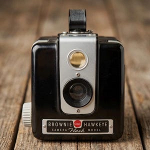 Hawkeye Brownie Camera - Etsy