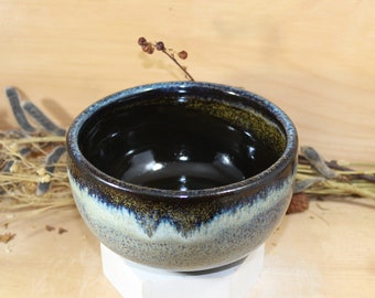 Handmade Blue Fire Ceramic Low Wide Tayoudon Ramen Noodle Bowl