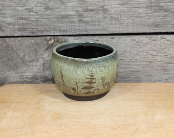 Little Round Green Ceramic Marsh Plant Mug