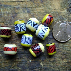 Bead Pattern 1: Frankish zigzag bead (reproduction)