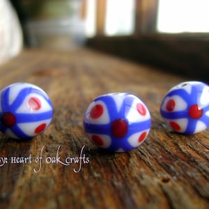 Bead Pattern 47: Anglo-Saxon red, white and blue bead (reproduction)