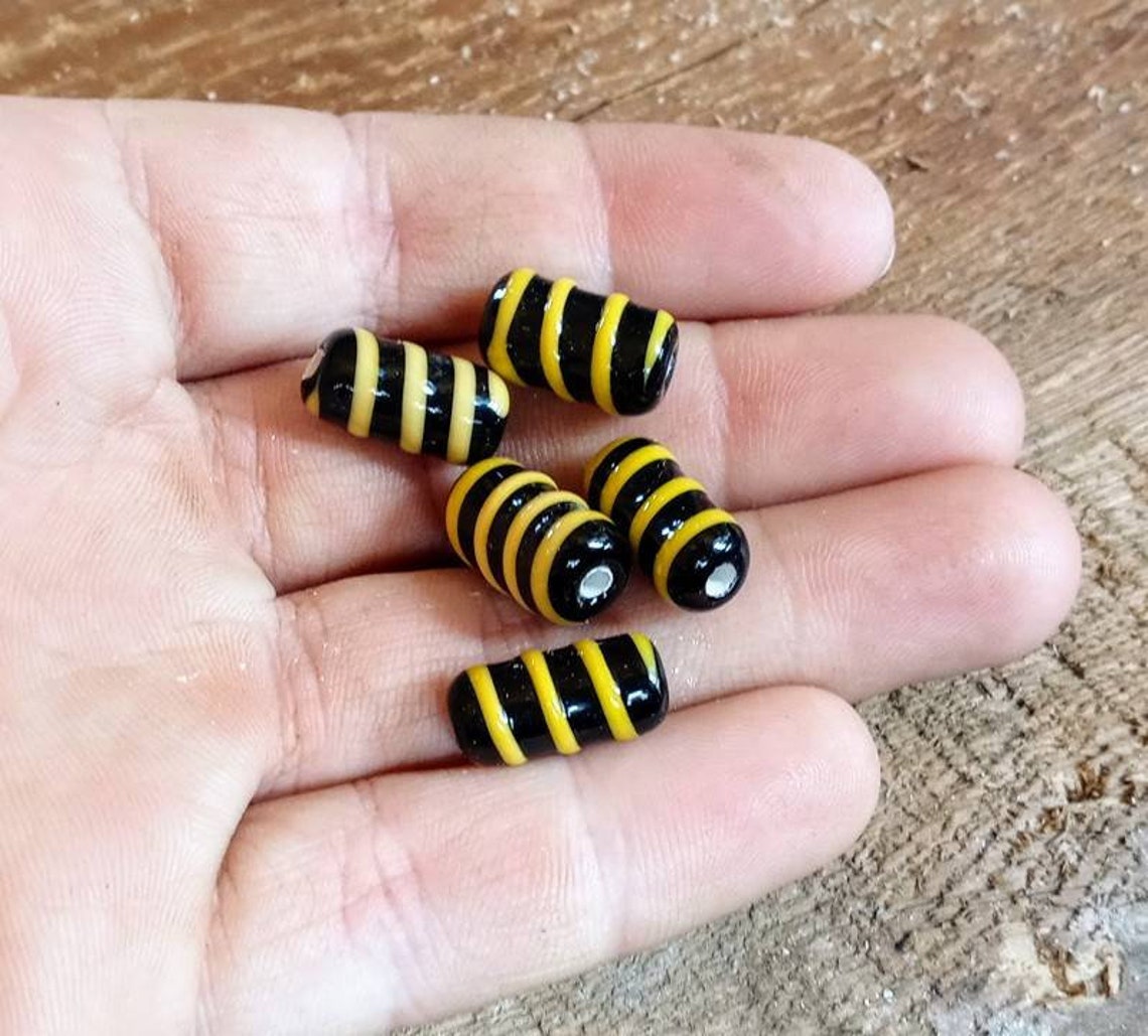 Bead Pattern 121 Black and Yellow Trail Beads reproduction Etsy