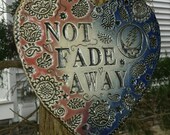 Dead pas Fade Away cœur reconnaissant ~ Deadhead ~ mariage cadeau Grateful Dead 13 boulon fleurs paisley fait à la main