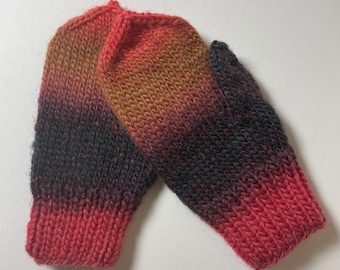 Hand knit Alpaca wool mittens with thumb for 3 years old. Ready to ship. Thick Wool mittens for baby toddler kids.