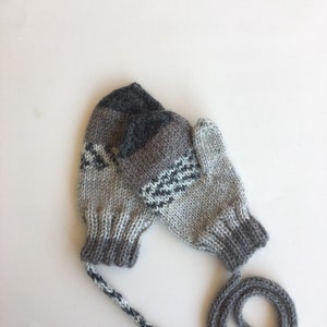 Hand knitted mittens with thumb and string, size for 2 years old. Ready to ship. Winter accessories.
