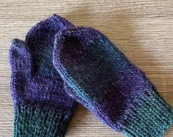 Hand knit Alpaca wool mittens with thumb for 3 years old. Ready to ship. Thick Wool mittens for baby toddler kids.
