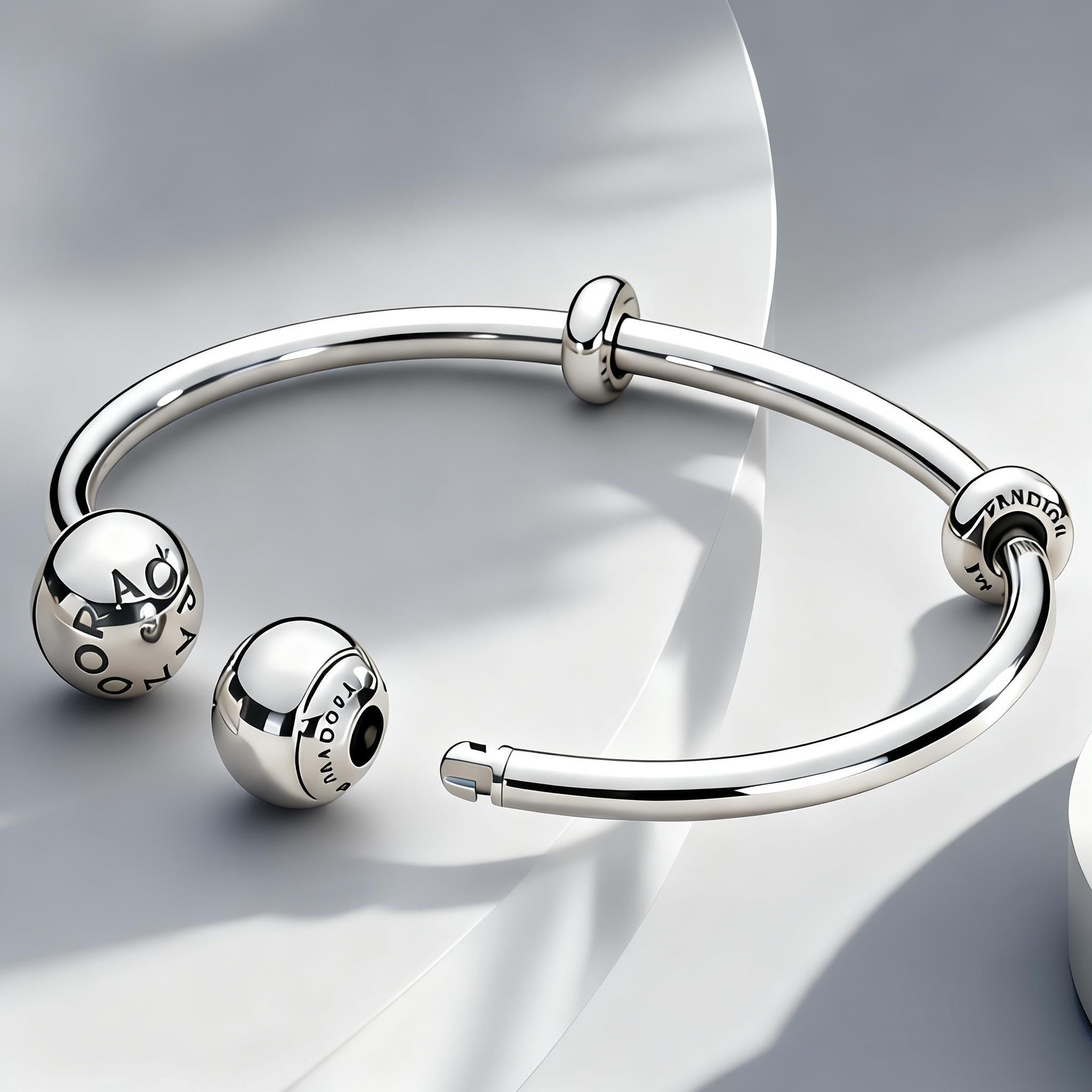 Pandora open bangle - Etsy 日本