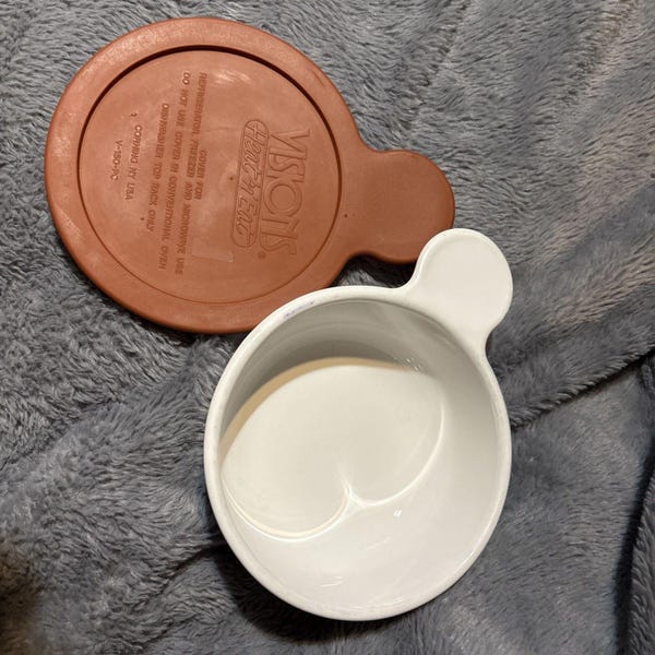 Corning Ware GRAB IT Bowl 15oz White w/ Rust Lid 150-B