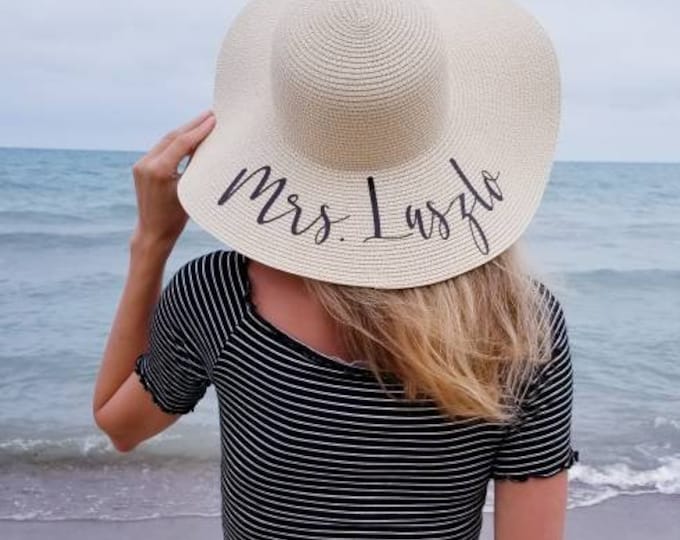 Personalized straw hat, large brim straw sun hat, Bride Beach Hat, Custom Name Summer Hat, bridesmaid proposal gift, birthay gift