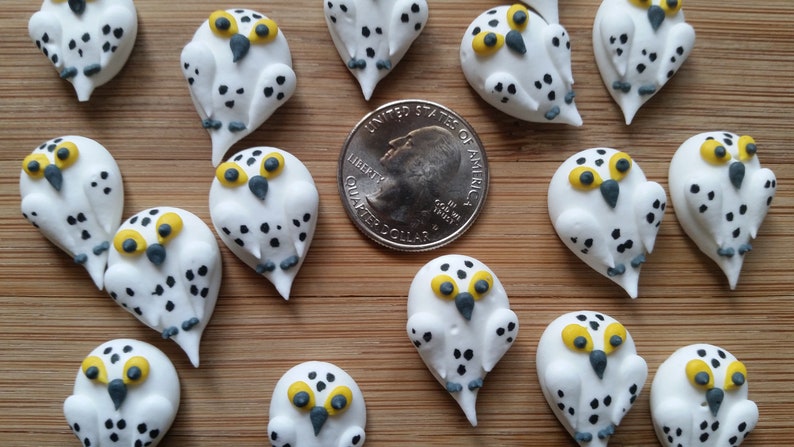 1 dozen royal icing snowy owls 1 inch Fondant owls Cake decorations cupcake toppers image 3