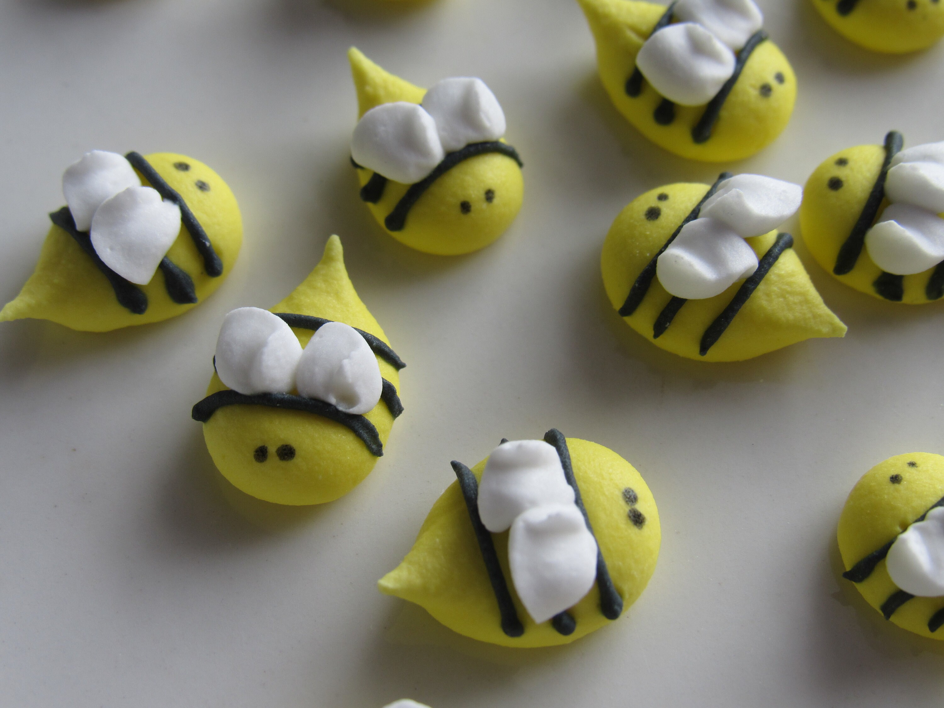 1 dozen mini royal icing bees 1/2 inch 12 pieces Etsy