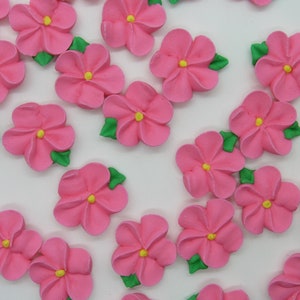 Made to order | 2 dozen pink royal icing flowers with leaves | 24 pieces | 3/4 inch | Sugar flowers | Edible cake decorations