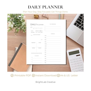 Può includere: Un foglio di pianificazione giornaliera bianco con testo e linee nere, che include sezioni per data, priorità, umore, meteo, citazione del giorno, un programma dalle 6:00 alle 19:00, pasti per colazione, pranzo, cena, spuntini e una lista di cose da fare.