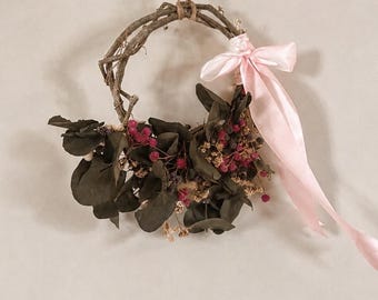 Mini couronne de fleurs séchées roses