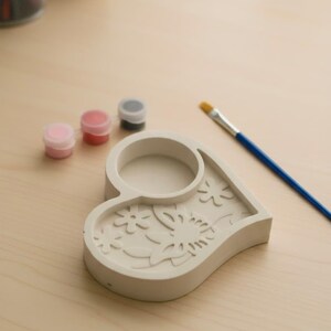 Heart‑Shaped Jewelry & Candle Holder – Romantic Home Decor | Gift for Her | Elegant Plaster Heart Tray