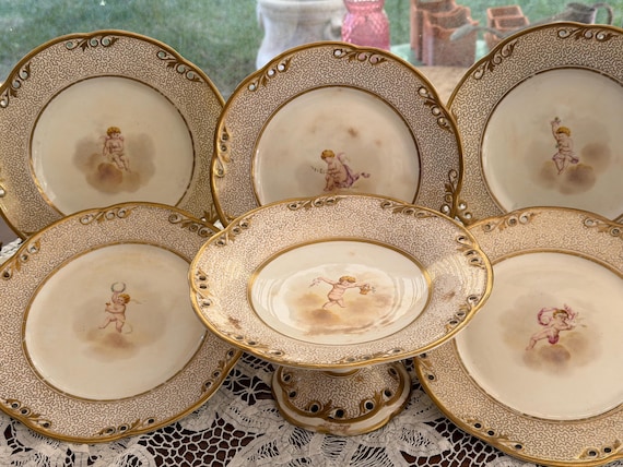 1820 Davenport Dessert Set: Hand-Painted Cupids, Gilded Filigree