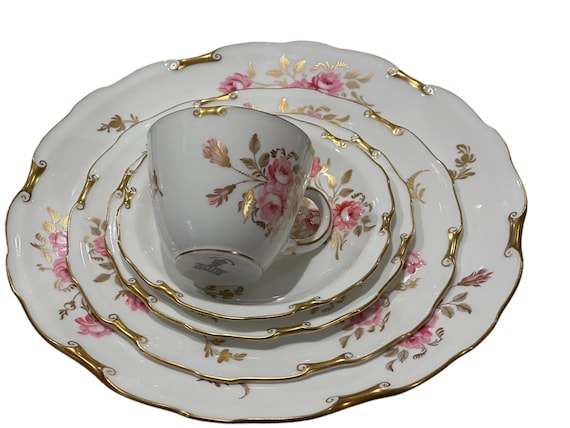 Vintage Royal Crown Derby Pinxton Rose Dinnerware Set-19pc Partial Collection (1960s)