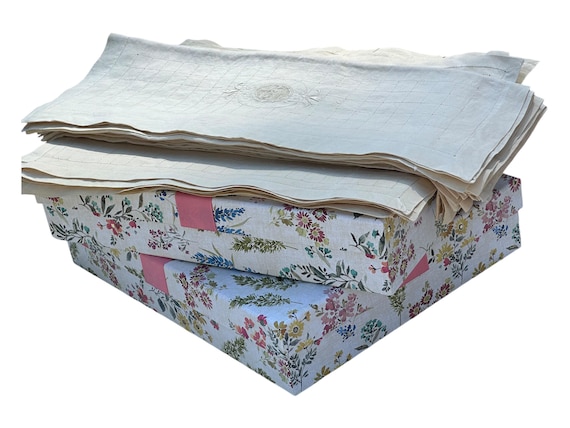 1920s French Ecru Embroidered Table Linens: Monogram Lace Medallion Service for 12