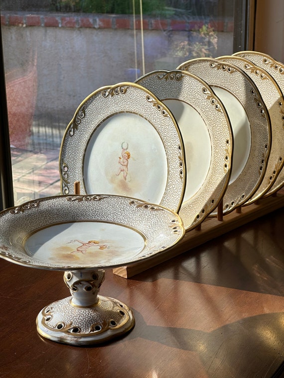 1820 Davenport Dessert Set: Hand-Painted Cupids, Gilded Filigree
