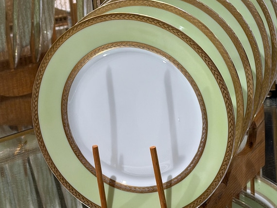 Green Bavarian Gilded Dinner Plates: Royal Bayreuth Elegant Holiday Tables